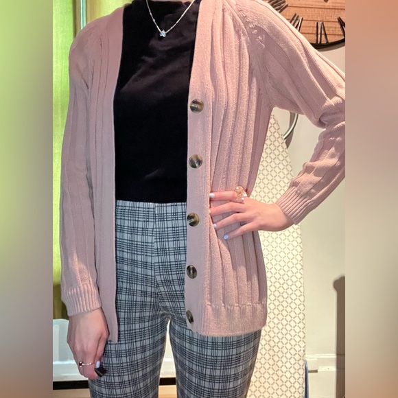 Pink coat - Picture 3 of 11